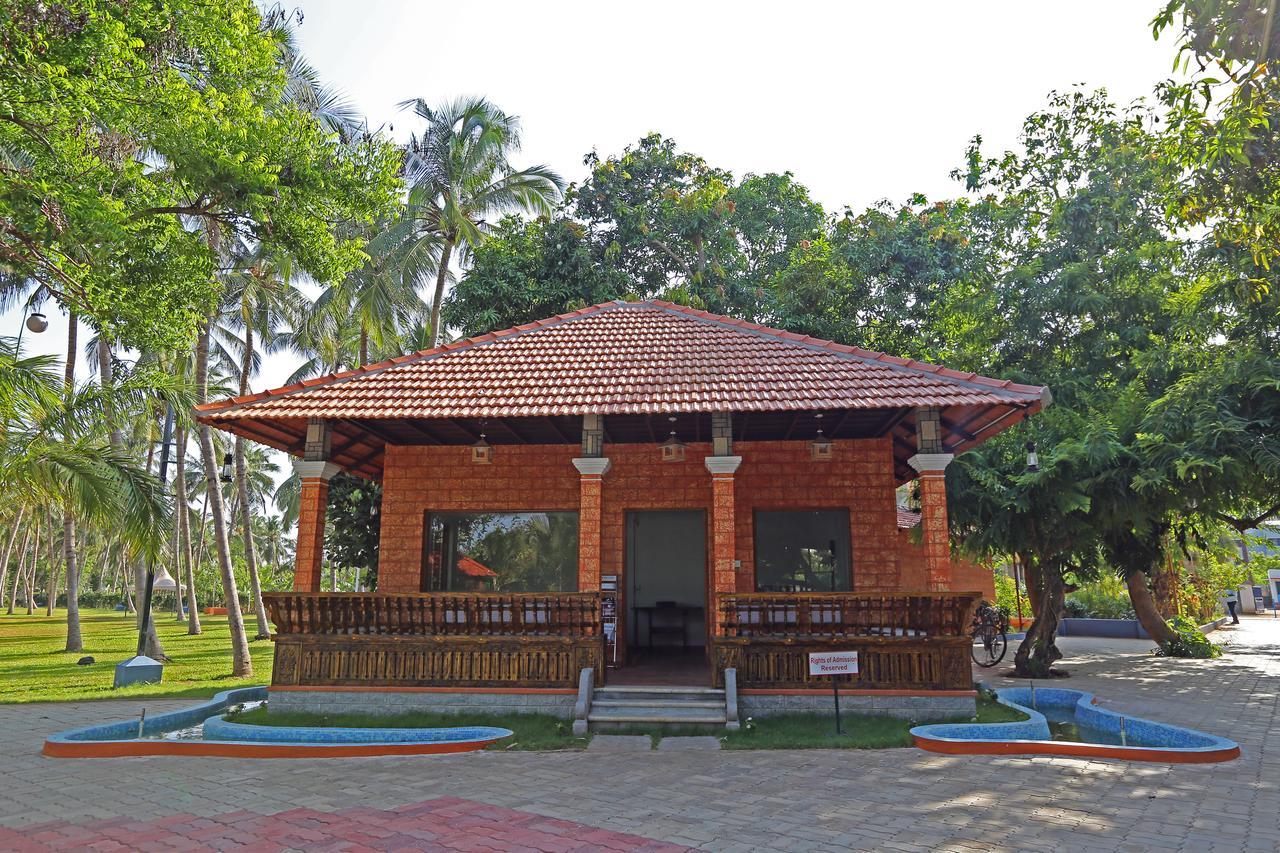 Mermaid Resorts & Banquets Chennai Exterior photo